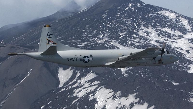 SPY PLANES. The US Navy's P3C Orion spy planes, which the Philippines may request from the US, carry armaments. Photo from the US Navy