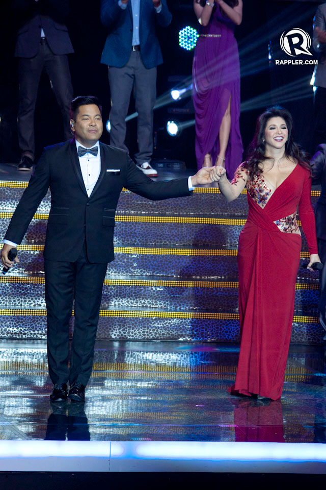 OPENING ACT. Martin Nievera and Regine Velasquez-Alcasid started the show on a high note