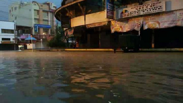 Flooding at the Old Market of San Fernando City in La Union (Photo by Carol Raguindin Dy)