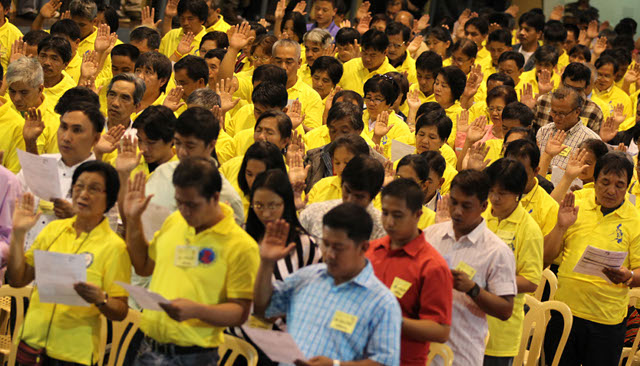 ALL EYES ON LP: The new ruling party, politicians flock to the Liberal Party (Malacañang photo)