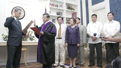 SUSPENDED NO MORE. The SC allows Reyes to go back to the private practice of law. Photo from sc.judiciary.gov.ph