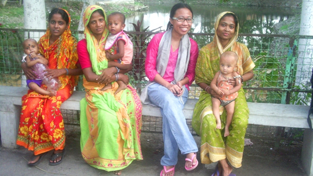 CROSSING CULTURES. Grace with young Indian mothers during her volunteer work with the NGO Child In Need Institute. Photo courtesy of Grace Bangoy