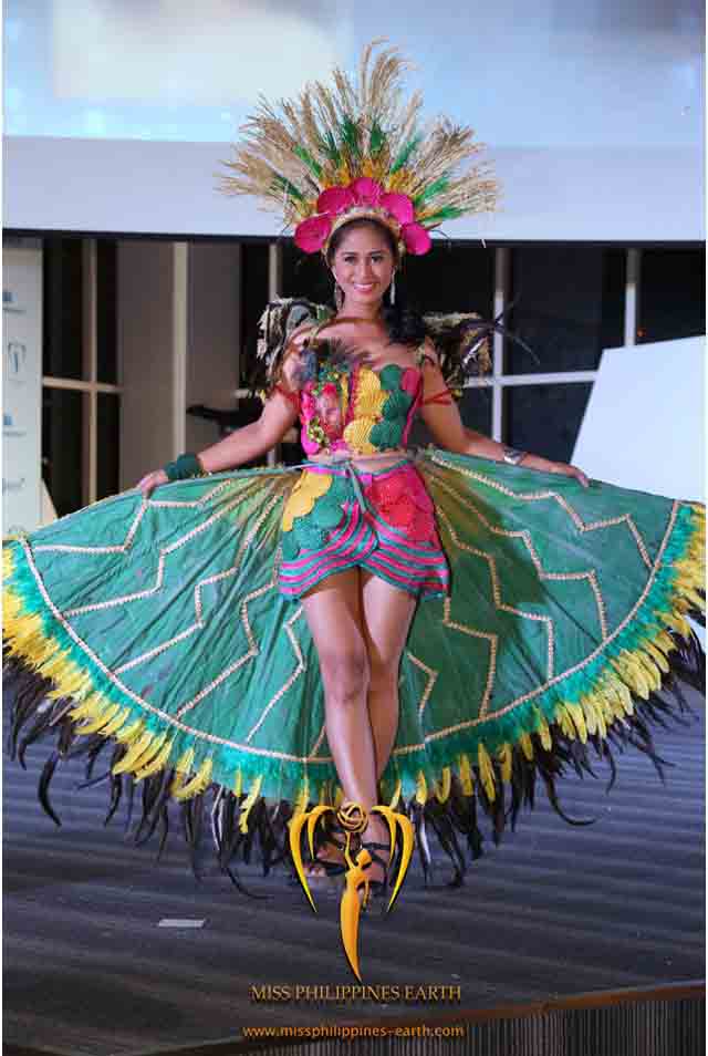 CULTURAL COSTUME COMPETITION. Lullete Jane Ramilo at the cultural costume competition on April 19 at SM Mall of Asia, Pasay. Photo courtesy of Carousel Productions