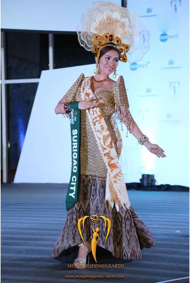 CULTURAL COSTUME COMPETITION. Joanna Jane Janson at the cultural costume competition on April 19 at SM Mall of Asia, Pasay. Photo courtesy of Carousel Productions
