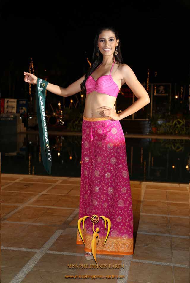 RESORTWEAR COMPETITION. Nancy Leonard at the resortwear competition on April 12 at Hotel Pontefino & Residences, Batangas. Photo courtesy of Carousel Productions