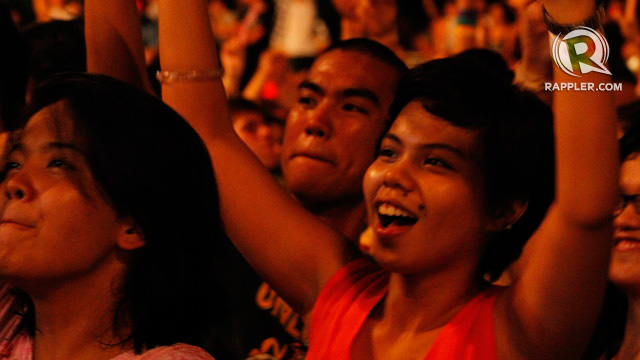 NON-STOP. Crowds were hyped up even until the wee hours of the morning. Photo by Nolgie Antonio
