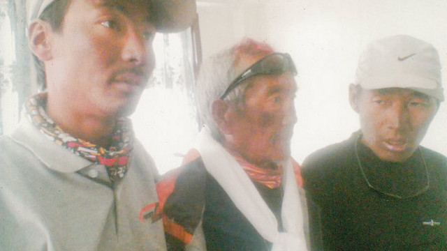 DEFENDING TITLE-HOLDER. This is a photo of Min Bahadur Sherchan moments after his world record-making Mount Everest climb when he was 76. Photo from Min Bahadur Sherchan Facebook page