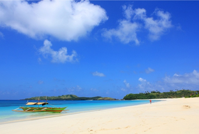 PICTURE-PERFECT. Calaguas’ beauty is the real thing – raw and unedited, but bursting with color. Photo by Amer Amor