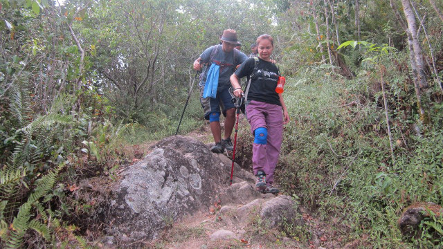 SHARED PATHS. Ega and her son Jam have climbed dozens of mountains together. Photo by Jonnah Ucab