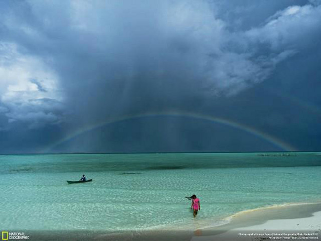 'INTO THE GREEN ZONE.' This photo by George Tapan won the 2011 National Geographic Photo Contest