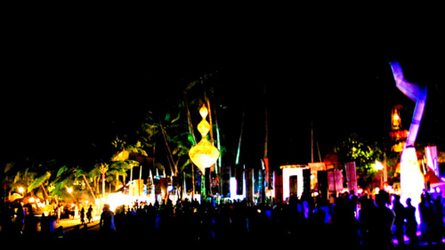 PARTY BEACH. Boracay has become a top destination for party-goers. Photo from www.ourawesomeplanet.com 