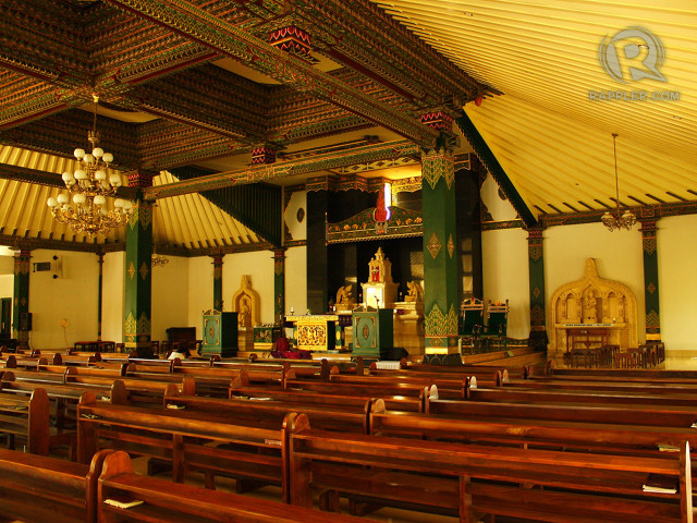 FIT FOR A SULTAN. Ganjuran Church's interiors will easily fit into the Sultan's palace