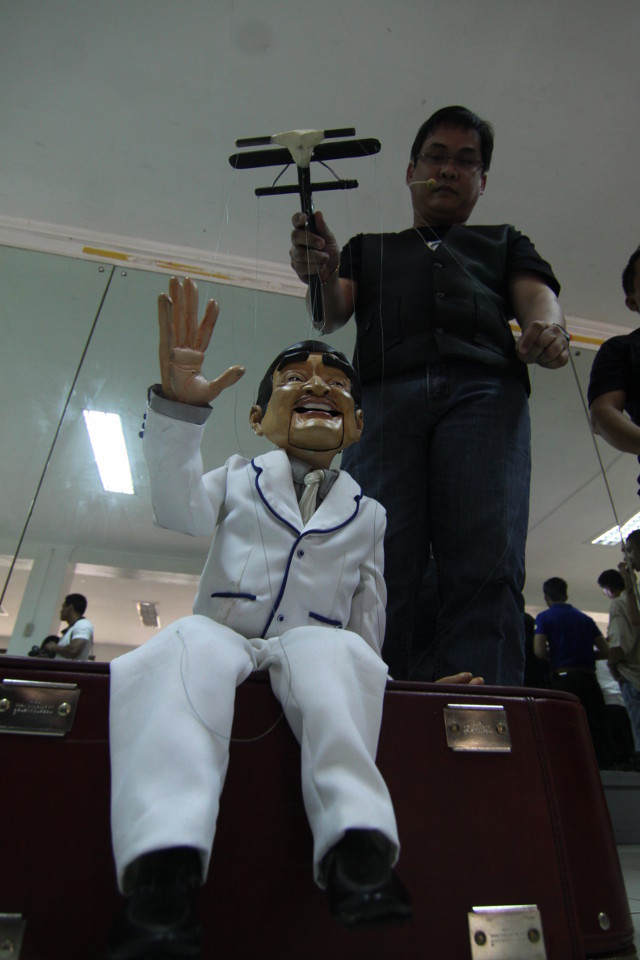 FULL OF CHARM TOO. The Museo Pambata became the stage for Dolphy the Puppet