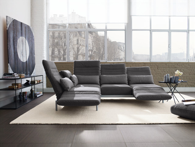 LUXURY. Choose a dynamic and comfortable sofa