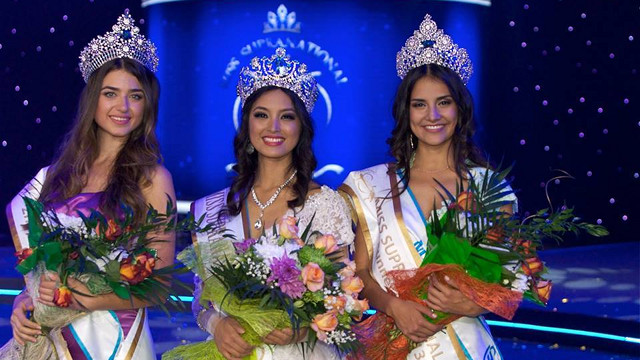 CINDERELLA STORY. Miss Supranational 2013 Mutya Datul [center] with 1st runner-up Miss Mexico and 2nd runner-up Miss Turkey. Photo from the Miss Supranational Facebook page