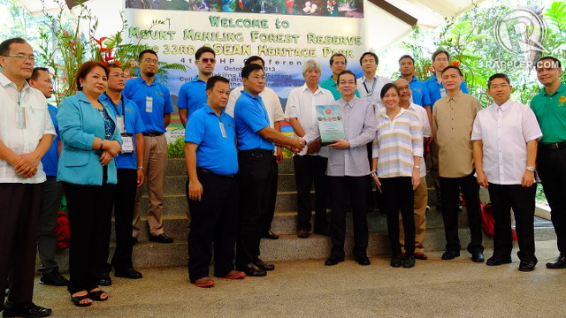 CERTIFIED. ASEAN officials and delegates from member countries bequeath the certification declaring Mt Makiling an ASEAN Heritage Park to Rex Victor Cruz, Chancellor of University of the Philippines Los Baños, mayors and park managers