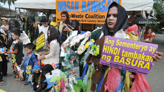 RESPECT THE DEAD. Environmentalists urge cemetery visitors to properly dispose of trash during All Saints' Day and All Souls' Day. Photo by Jose Del