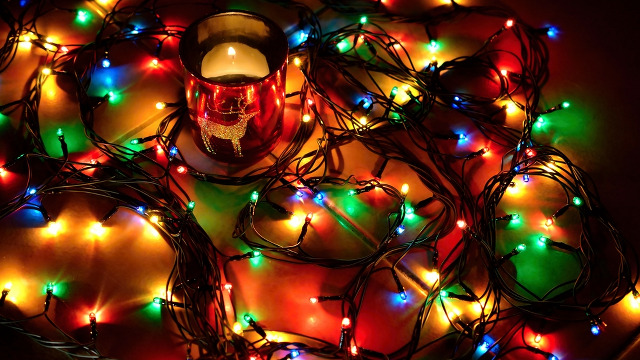 HOLIDAY STRANDS. Christmas lights are one of the most popular form of Christmas decor used in the Philippines