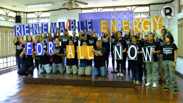 STANDING UP FOR RENEWABLE ENERGY. Environmentalists say the government should invest in renewable energy instead of add more coal plants in the country. All photos by Pia Ranada/Rappler