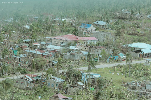 THE AFTERMATH. The strong winds of Typhoon Yolanda (international codename Haiyan) tore roofs off houses in Bantayan Island. Photo by Bibi delos Reyes