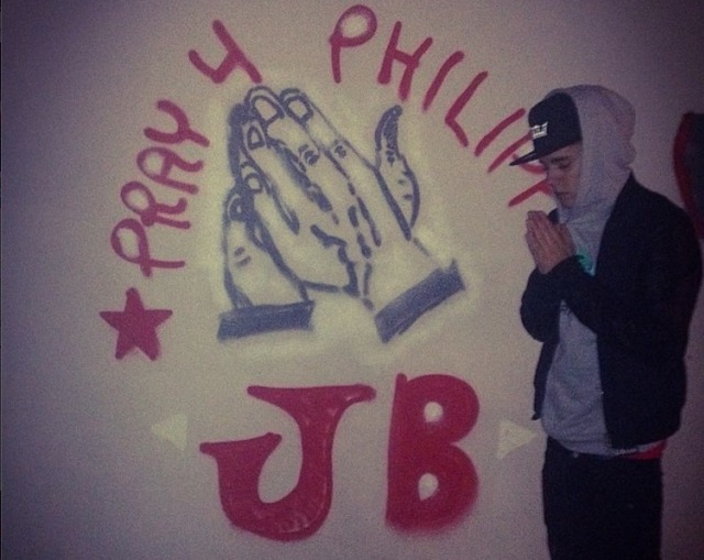PRAY 4 PHILIPPINES. Justin Bieber sends support to Yolanda victims. Photo from Instagram (milktyson)