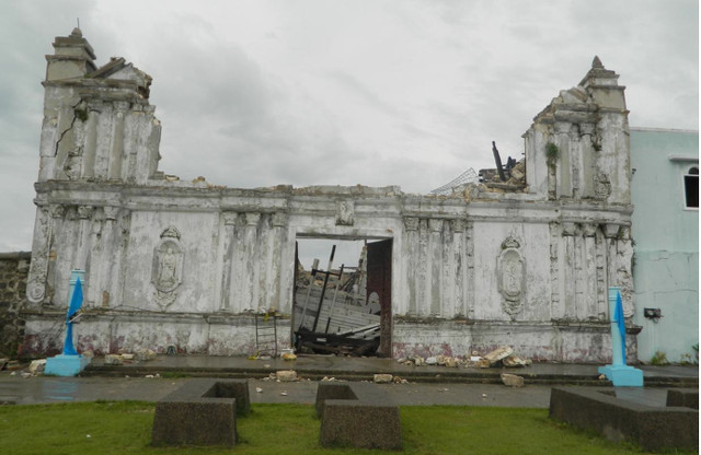 TYPHOON-HIT. The 18th-century Guiuan church, once the glory of the town, is now a ruin after Typhoon Yolanada
