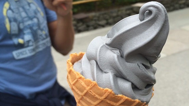 YAY FOR GREY. Nope, this isn't cement -- it's yummy black sesame!