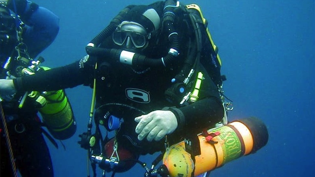 Fully equipped technical diver with rebreather. Photo from Wikipedia