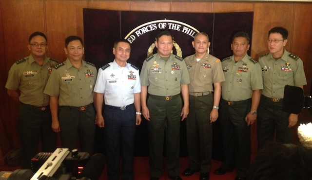 COMMAND CONFERENCE: The Armed Forces of the Philippines hopes to end the insurgency by 2016. Photo by Carmela Fonbuena