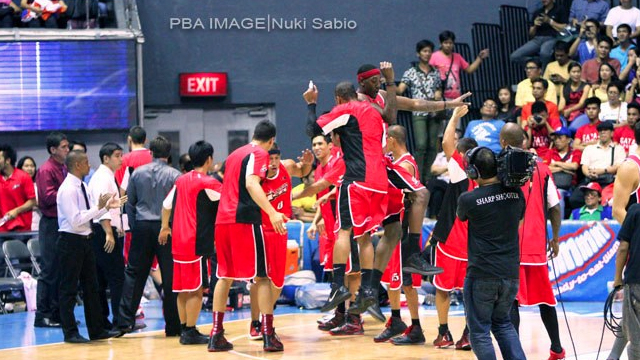 ON TOP. The Aces clinched the first twice-to-beat slot. Photo by PBA Images/Nuki Sabio.