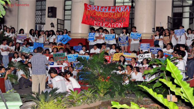 PROTEST. The UP Manila community gathers to push for education reforms. Photo by Jigs Tenorio