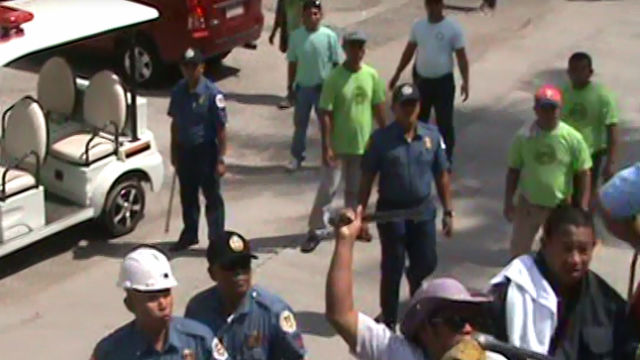 VIOLENT DISPERSAL. Baybay city police disperse pro-Galenzoga rallyists on Sunday, June 30. Screen grab from Galenzoga video file.