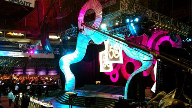 CHAMELEON STAGE. The Bb Pilipinas Gold stage in the Araneta Coliseum went from gold to pink then blue. Photo by Kai Magsanoc