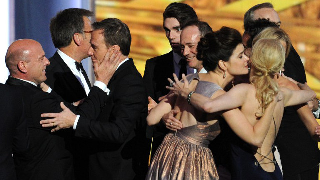 CLOSING WITH A BANG. Cast and crew onstage at the 65th Emmys. Photo: Kevin Winter/Getty Images/AFP