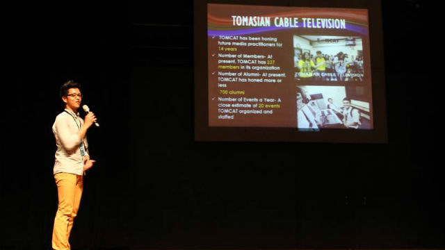 YOUTH EMPOWERMENT. Participant Ervin Aroc talks about the University of Santo Tomas during the Student Media Congress. Photo by Tomasian Cable TV