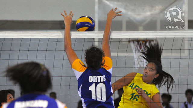LOOKING UP. Cainglet hopes for the best for volleyball in the country. Photo by Rappler/Roy Secretario.