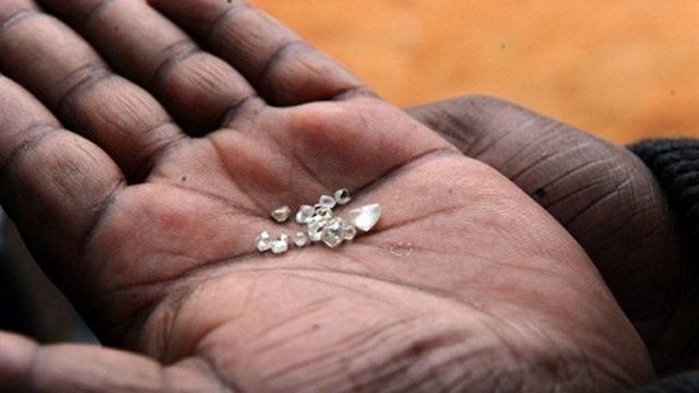 PAY INCREASE. Diamond giant De Beers and its workers at its mine in South Africa agree to a 9% pay increase deal. File photo by AFP