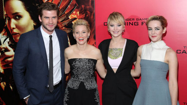 ON TOP.  (L-R) Liam Hemsworth, Elizabeth Banks, Jennifer Lawrence and Jena Malone attend a special screening of "The Hunger Games: Catching Fire". AFP Photo