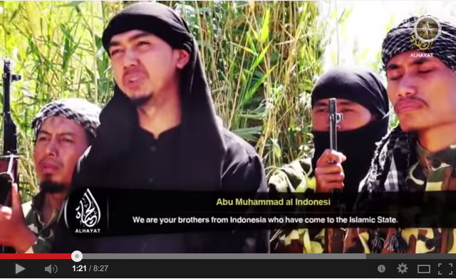 Screenshot dari YouTube video pada 23 Juli 2014, menampilkan seorang WNI mengajak warga Indonesia bergabung dengan ISIS