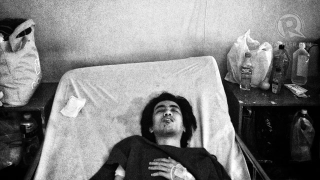 JepJep Baylon in his hospital bed. Photo by Carlo Gabuco