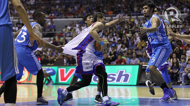 STOPPED. The Mixers stopped the Boosters run to the top. Photo by Rappler/Josh Albelda.