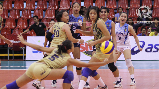 CHANCE SLIPS. NU saw a golden chance to win slip from their hands. Photo by Rappler/Josh Albelda.