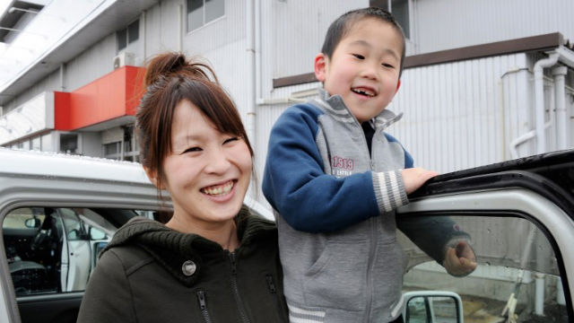 MOTHERHOOD. Despite growing calls for more women in the workforce, 1 out of 3 young Japanese women prefer to be stay-at-home moms