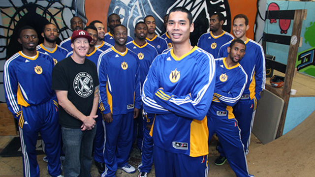 CHASING A DREAM. Japeth Aguilar among fellow players trying out for a spot in the Golden State Warriors' D-League affiliate, the Santa Cruz Warriors. Photo from Hernando Planells' blog.