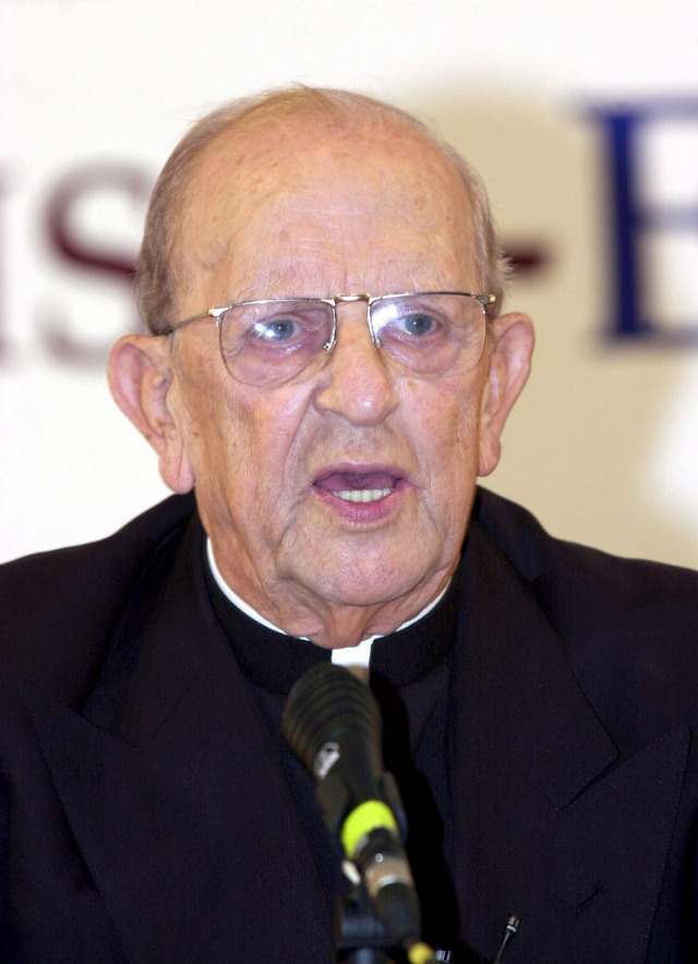 FOUNDER. A photo of the late Father Marcial Maciel Degollado, controversial founder of the Catholic congregation known as the Legion of Christ, delivering a lecture in Madrid, Spain, October 6, 2001. File photo by J.L Pino/EPA