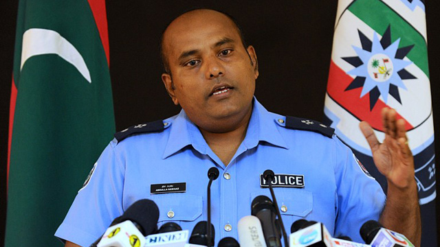 POSTPONED. Maldives chief superintendent of police, Abdulla Nawaaz speaks to reporters on polls postponement. Ishara S. Kodikara/AFP
