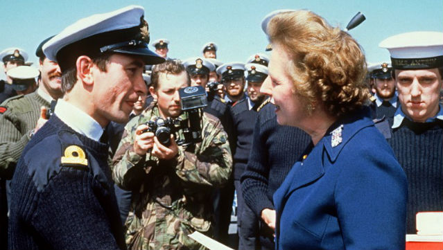 IRON LADY. British Prime Minister Margaret Thatcher meets personnel aboard the HMS Antrim in 1983 during her 5-day visit to the Falkand Islands. Photo: AFP