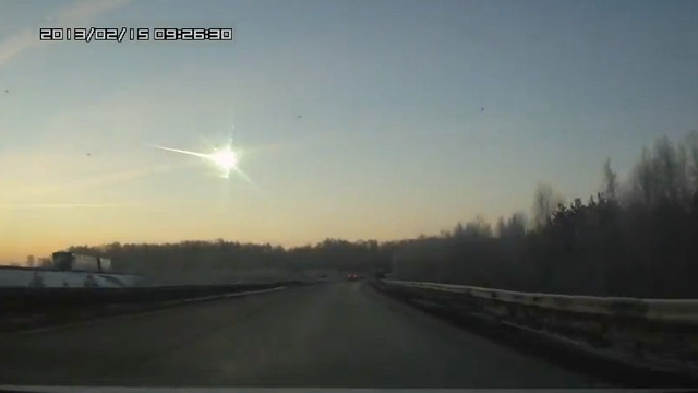 METEORITE EXPLOSION. A meteorite streaks across the sky in Russia. Screen shot from Youtube.