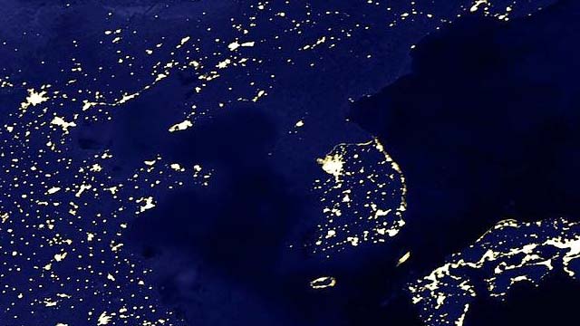 DARKNESS. North and South Korea at night. Photo from Wikimedia