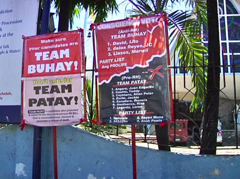 SMALLER POSTERS. The largest archdiocese in PH has two versions of the anti-RH endorsement posters. Photo courtesy of News5 Cebu (Aksyon Bisaya)